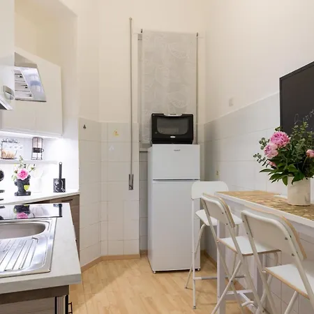 Lilly House רומא